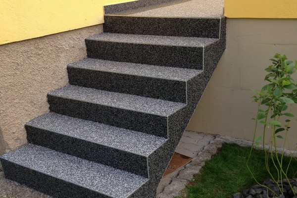 escalier exterieur non glissant